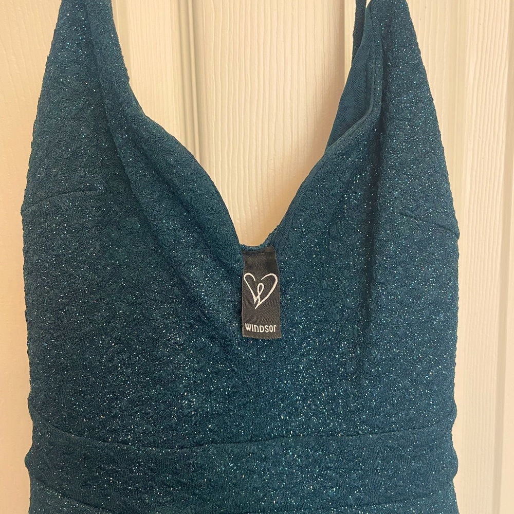 XS Windsor party dress, sparkles in dark green & blue
